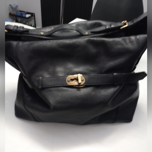 Burberry bags - Picture 1 of 16